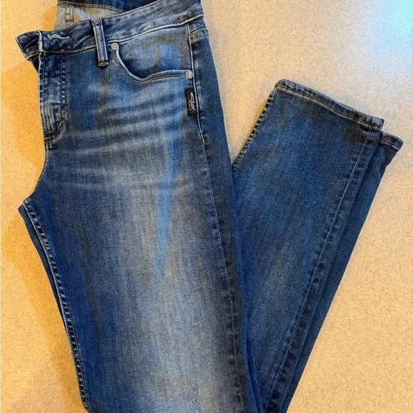 Silver Jeans Co. Dark Blue Denim Avery Slim W31/L31 like new - Picture 1 of 7